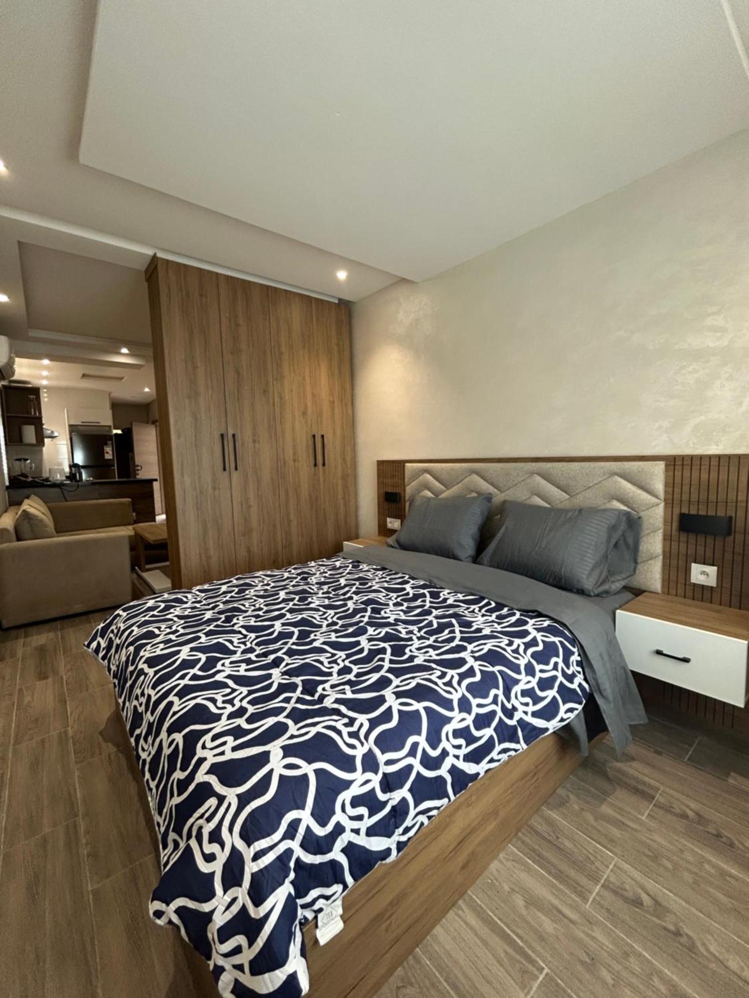 Splendide Studio Haut Standing En Face De La Marina Et A 200 M Du Port De Tanger - 1 Chambre Double Exteriör bild